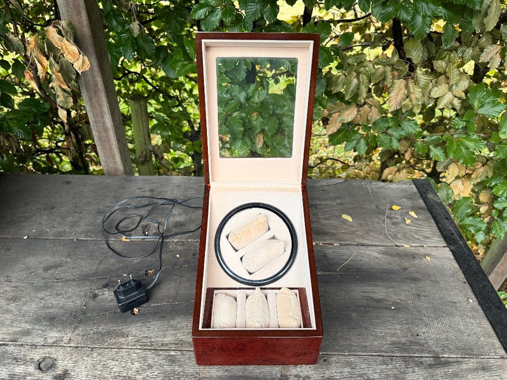 Mooie watchwinder voor 2 horloges, Ophalen of Verzenden, Gebruikt, Polshorloge, Overige merken