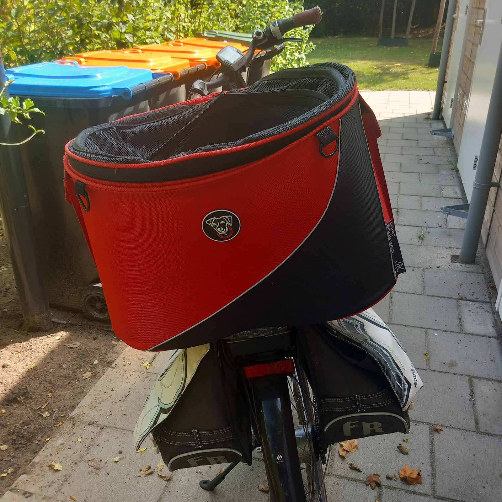Dutch Dog Cocoon compleet met bevestiging, Ophalen of Verzenden, Gebruikt, Fietsmand
