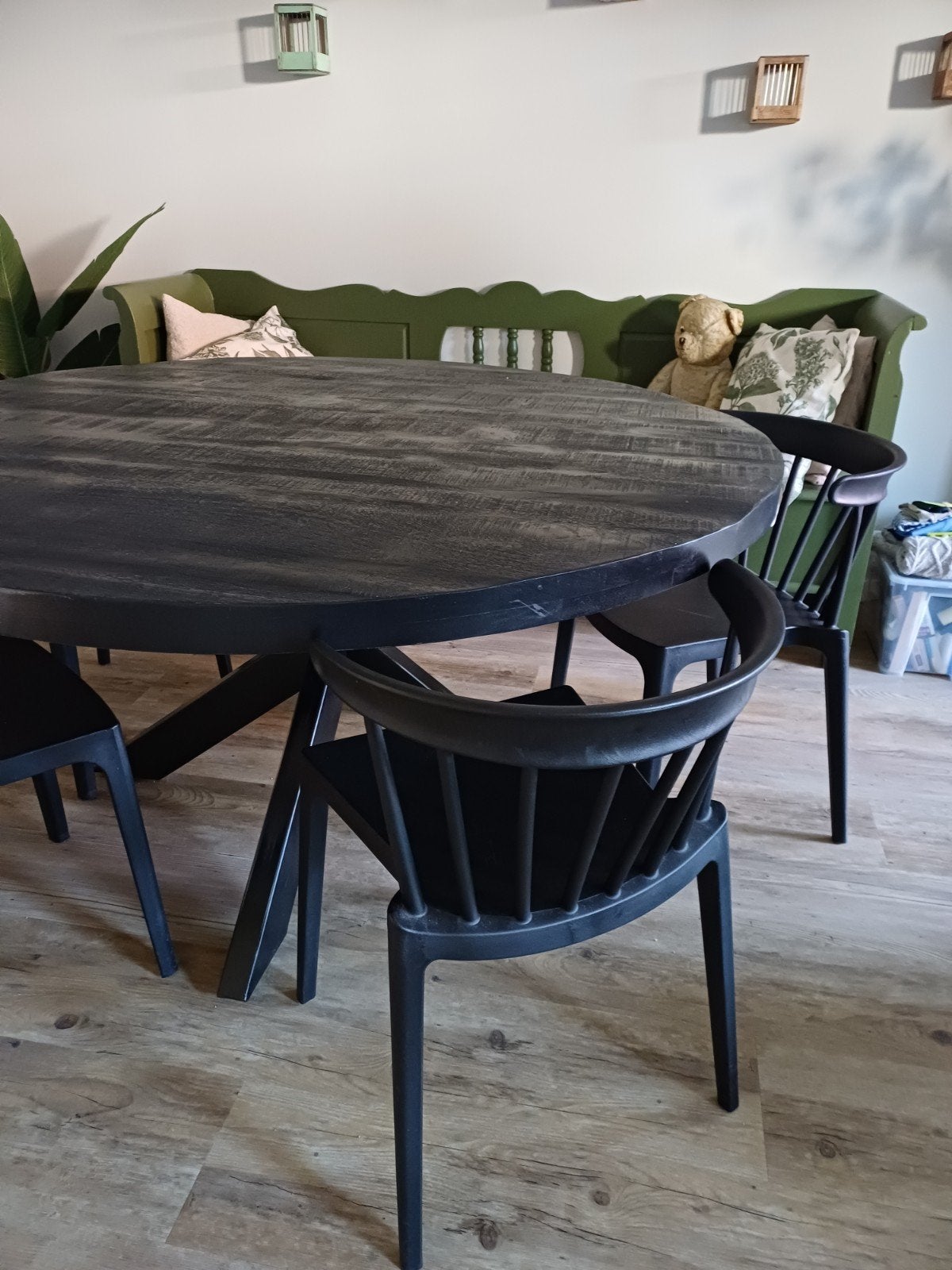 Zwarte Woood kunststof stoelen voor binnen of buiten, Ophalen, Kunststof, Zwart, Zo goed als nieuw