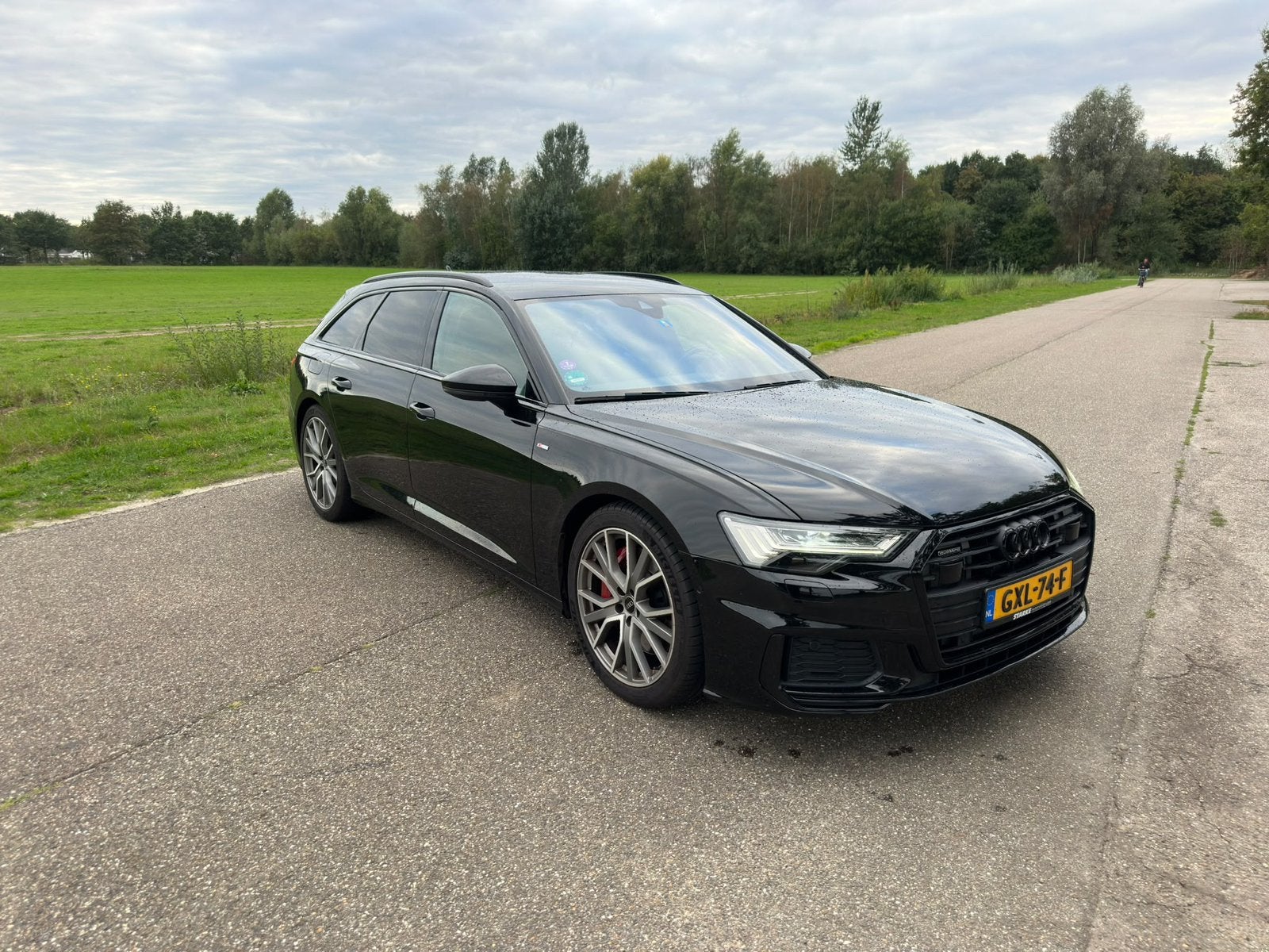 Audi A6 55 Tfsi e Quattro 367pk S Tronic 2020 Zwart, Auto's, Automaat, Zwart, Stationwagon, Vierwielaandrijving