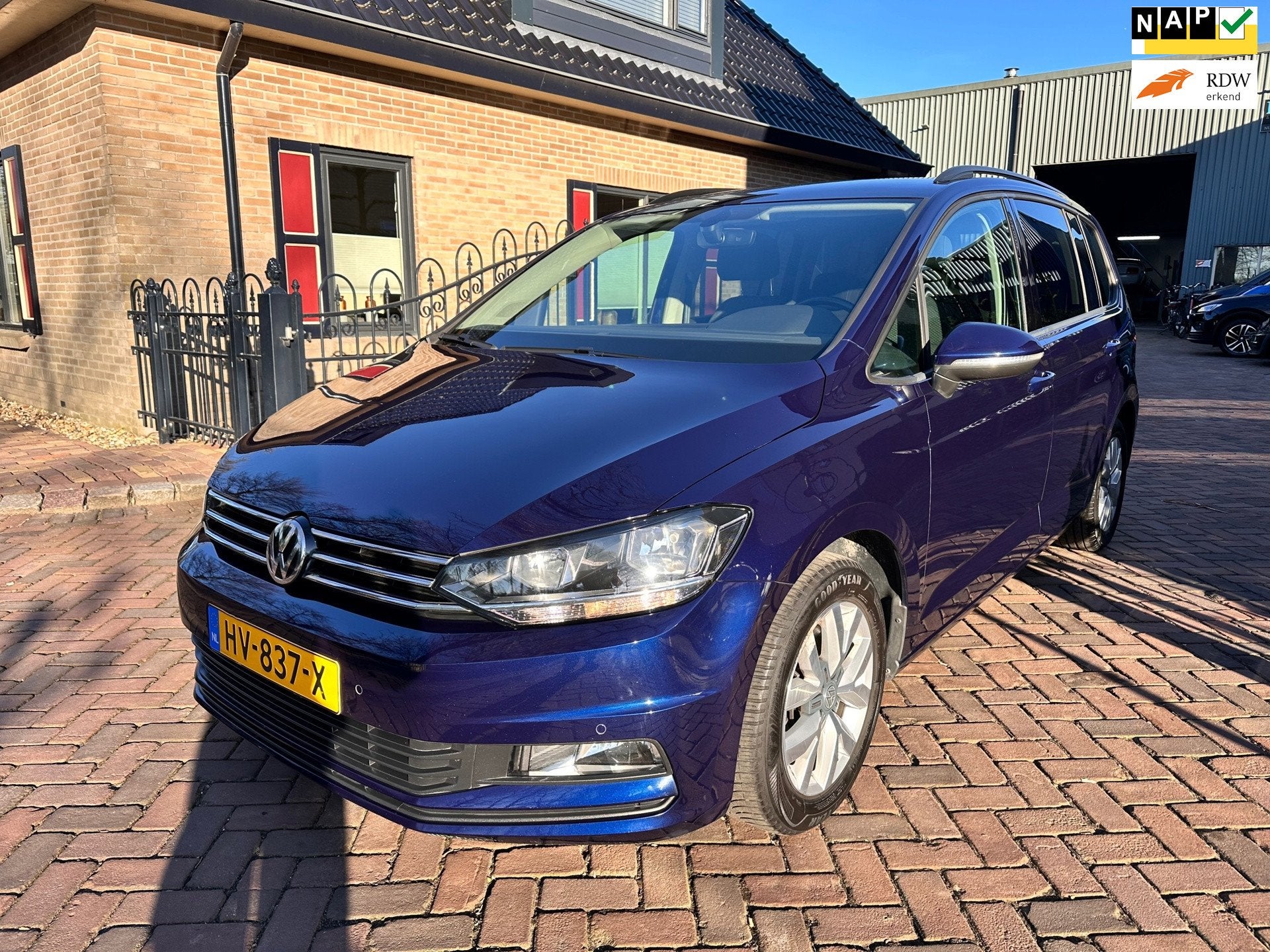 Volkswagen Touran 1.4 TSI Comfortline, Gebruikt, 4 cilinders, 150 pk, Blauw