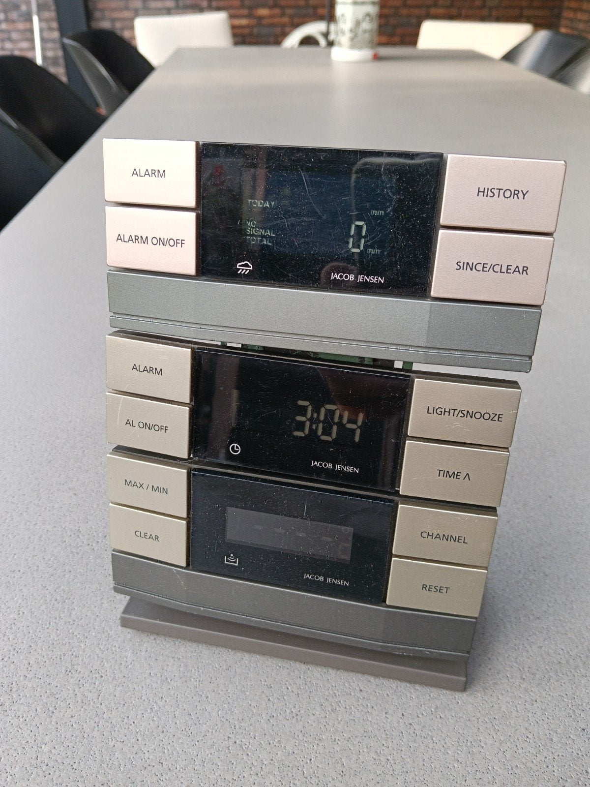 Jacob Jensen weerstation met alarm en klok, Ophalen