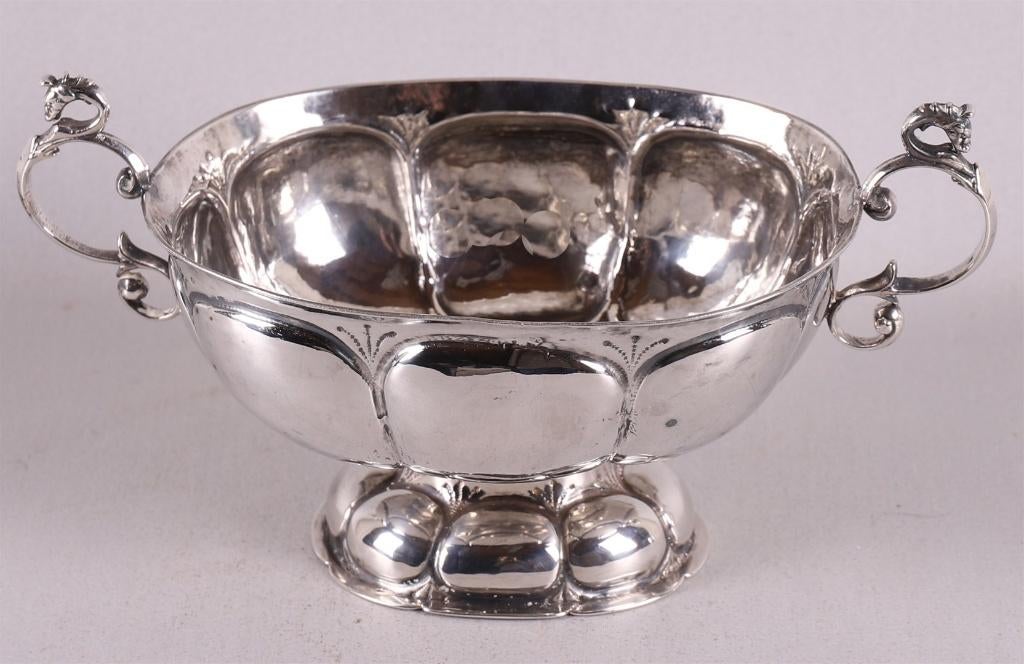 Zilveren Groninger brandewijnkom 1683/1684, Antiek en Kunst, Ophalen of Verzenden, Zilver