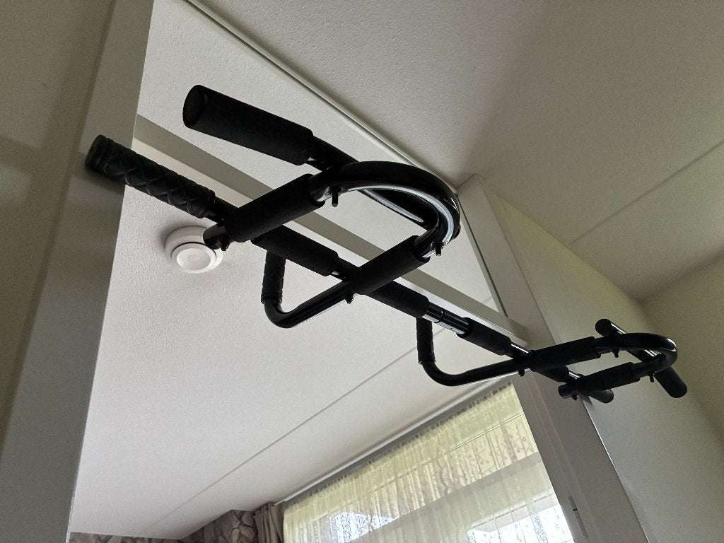Deurrek / Optrekstang Pull-Up Bar - zo goed als nieuw, Ophalen, Zo goed als nieuw, Rug, Oprekstang