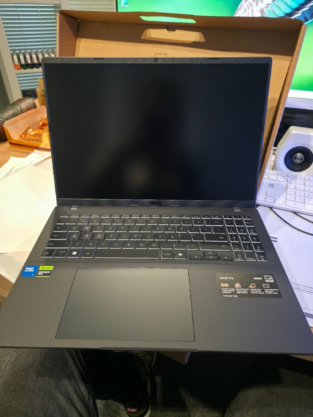 Nieuw! ASUS V16 FX3607VP-RP061W | i7-240H | Gaming / AI, Computers en Software, Windows Laptops, Met videokaart, Asus, Qwerty
