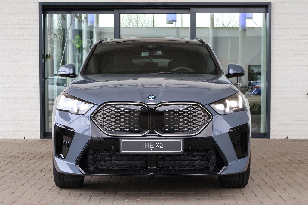 BMW iX2 xDrive30 M Sport Edition | M Sportpakket Pro | Innov, Auto's, BMW, Automaat, 476 km, Stof, IX2