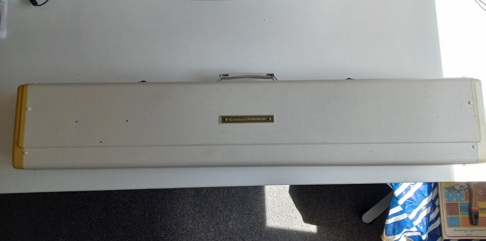 Empisal Knitmaster Model 328 Breimachine met accessoires, Ophalen, Gebruikt