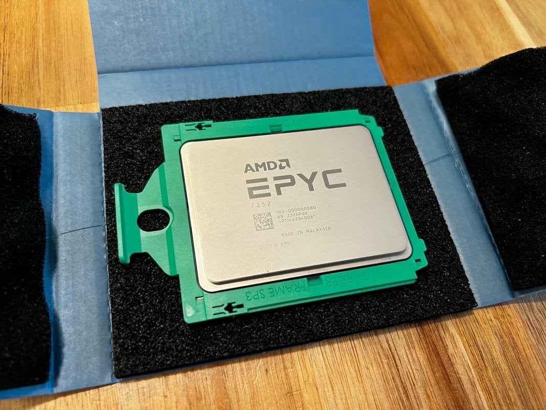 AMD EPYC 7252 CPU 8C/16T en 1U heatsink, Computers en Software, Processors, Ophalen of Verzenden, Nieuw