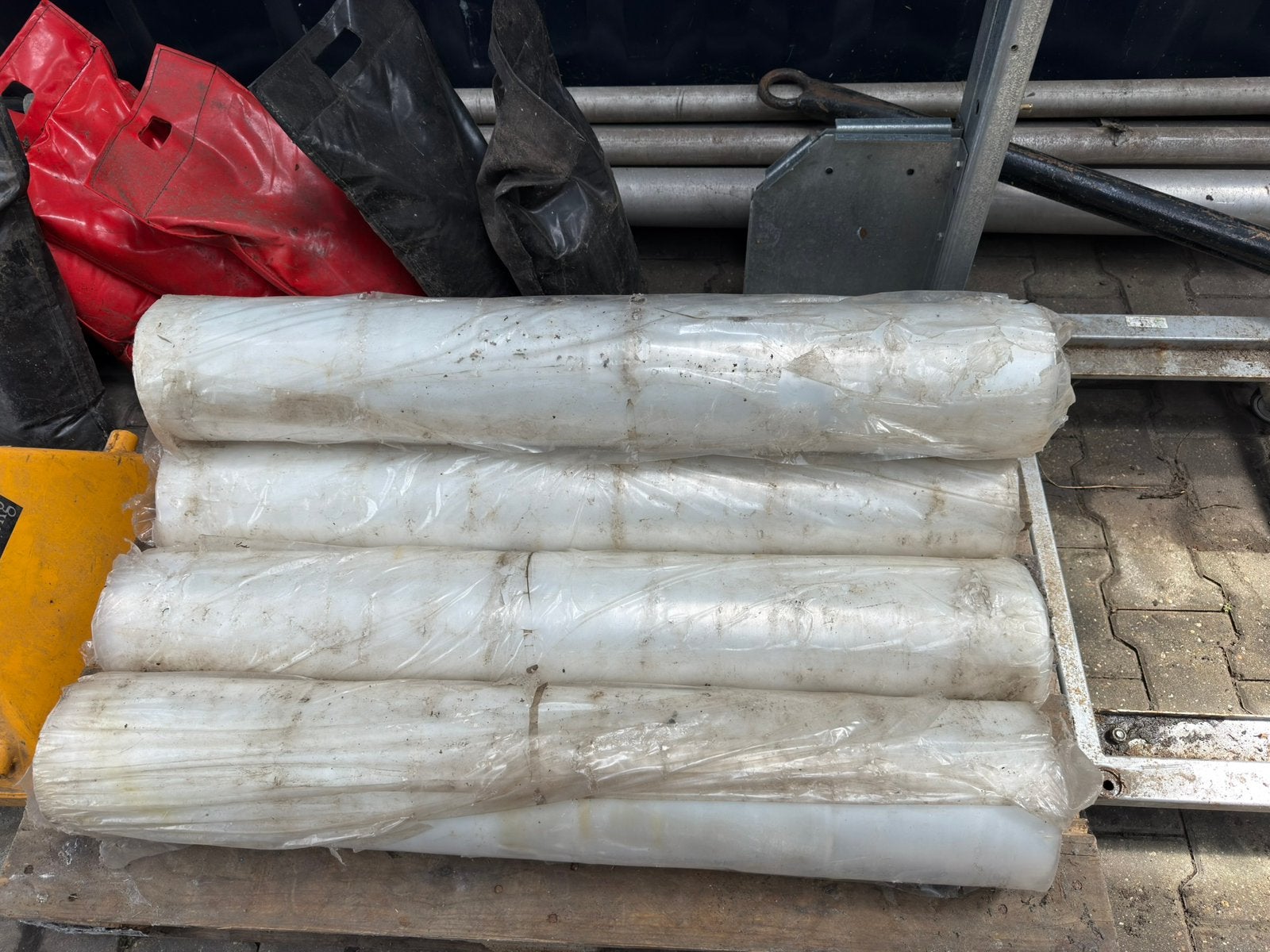 Rollen plastic voor dakisolatie, Ophalen of Verzenden, Zo goed als nieuw, Minder dan 50 watt, Lamp