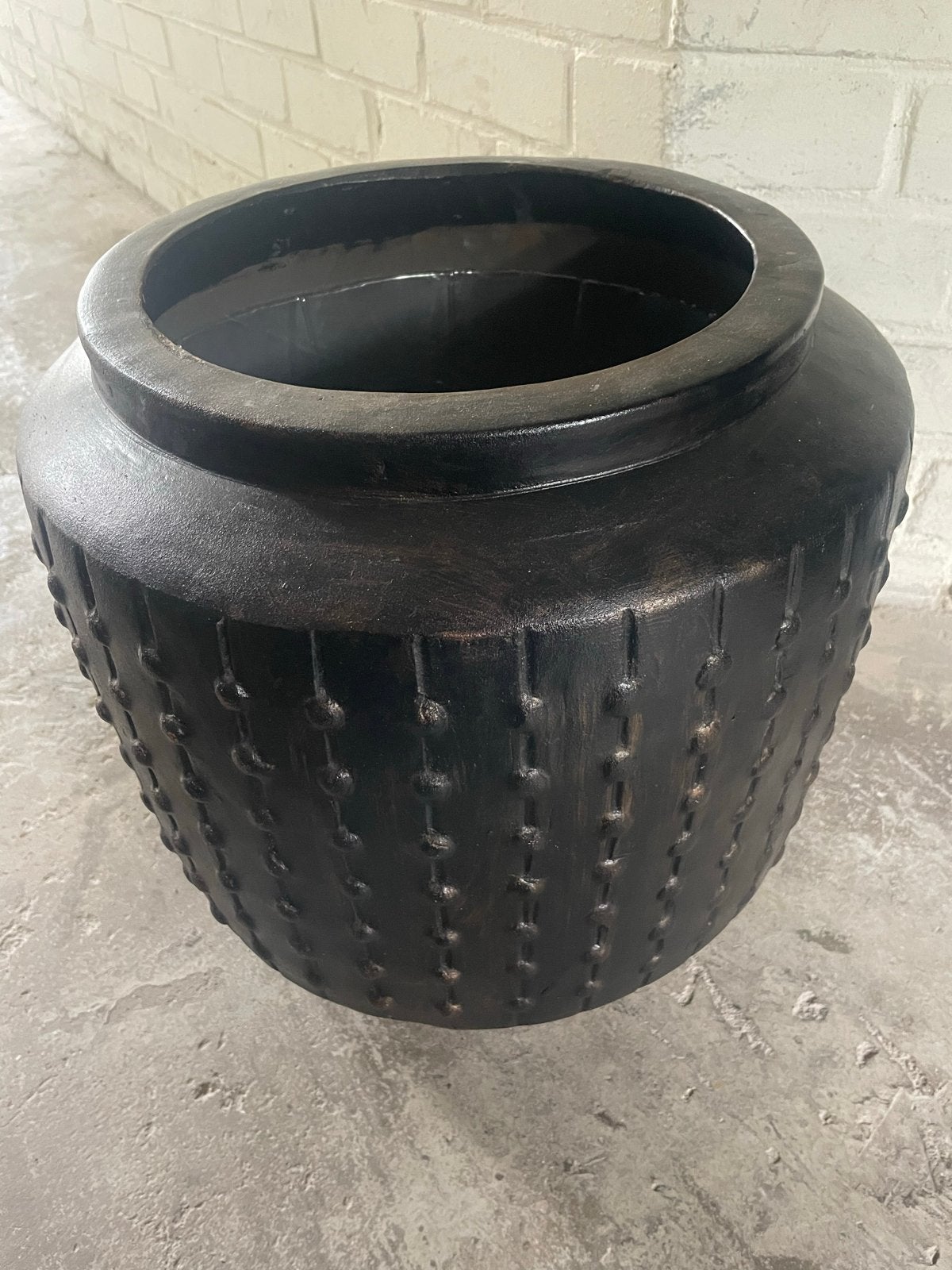 Grote zwarte / bronze decoratieve pot, Huis en Inrichting, Woonaccessoires | Vazen, Ophalen, Overige kleuren