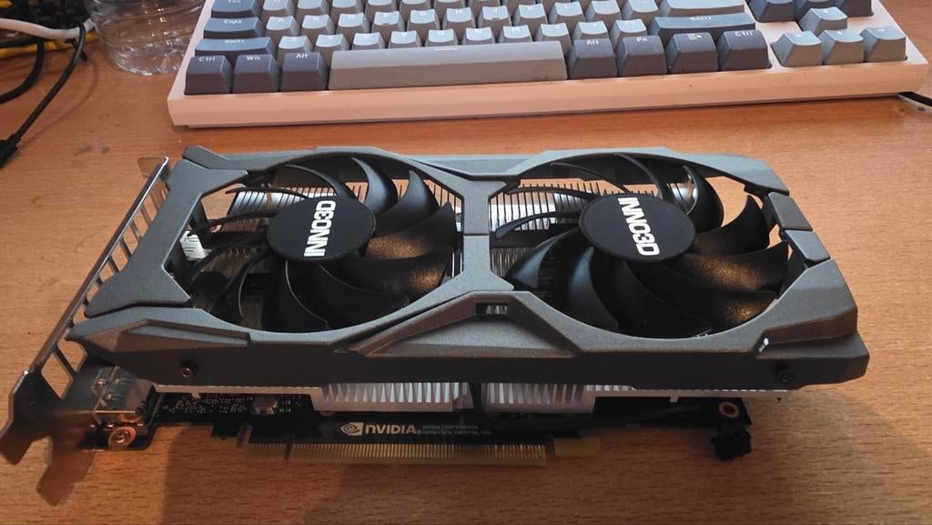 Inno3d 1650 Twin OC 4GB RAM defect, Computers en Software, Videokaarten, GDDR6, Ophalen of Verzenden, HDMI, Niet werkend