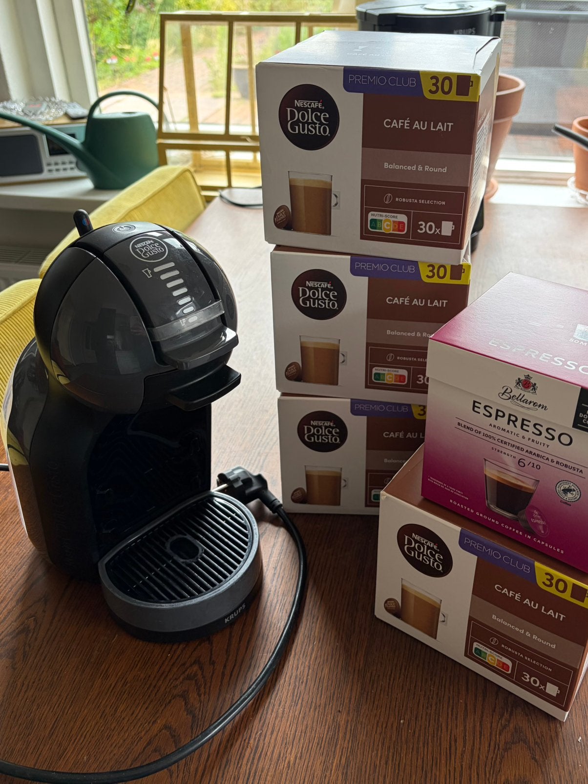 Krups Dolce Gusto met 109 cups, Ophalen of Verzenden, Gebruikt, Koffiemachine, Koffiepads en cups