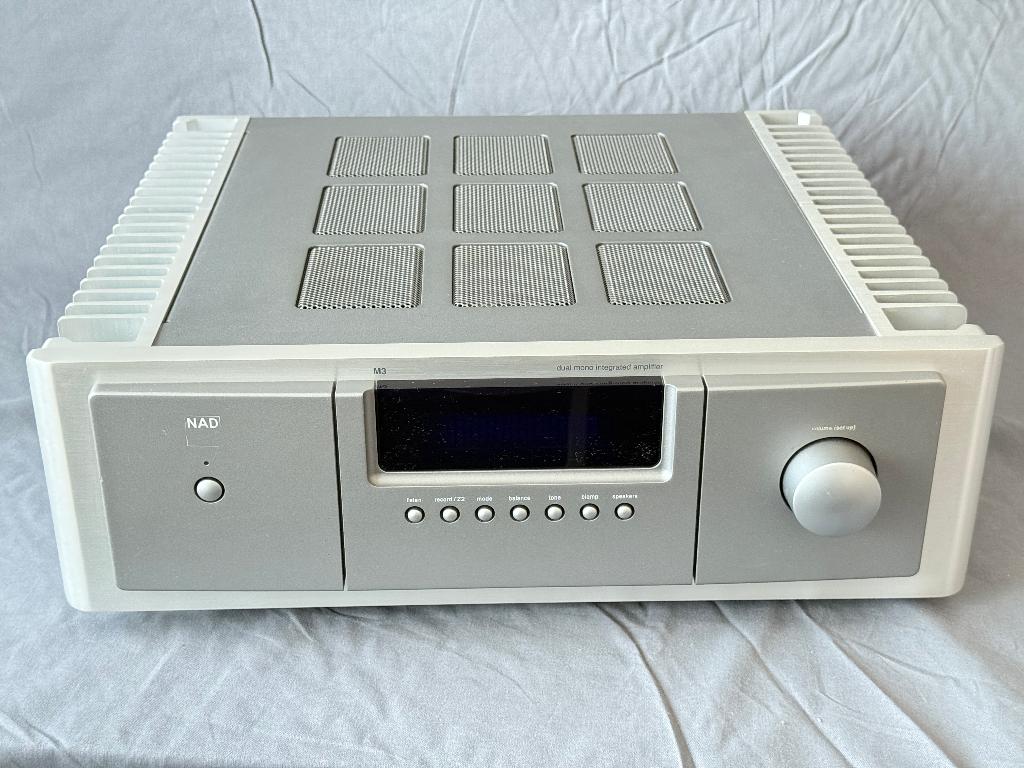 NAD M3 Dual Mono Geïntegreerde versterker, Zo goed als nieuw, 120 watt of meer, Stereo, Ophalen