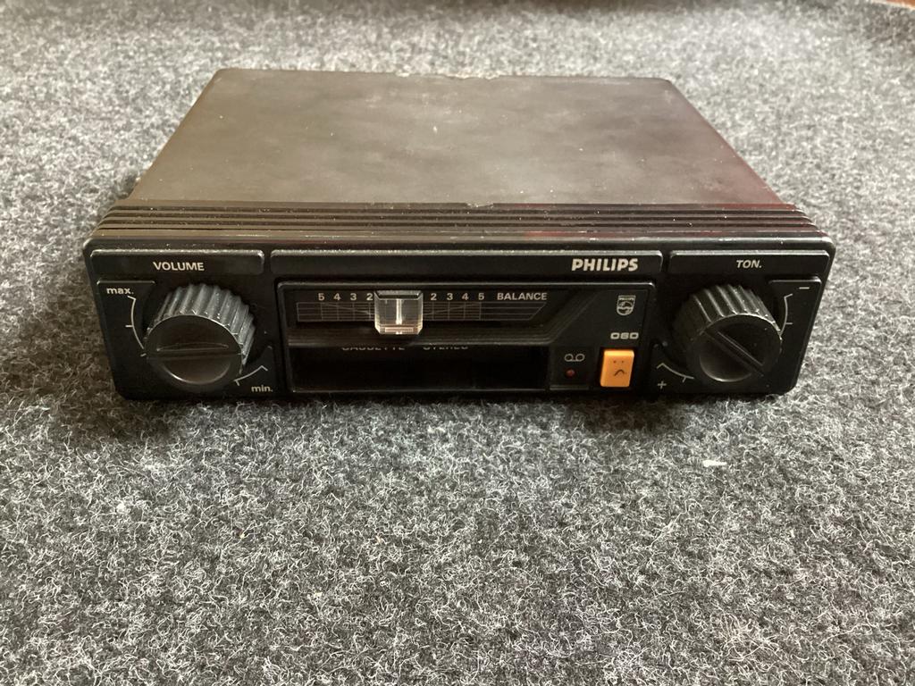 Philips 22AC069/50B Vintage Autoradio Cassette WERKEND, Auto diversen, Ophalen, Gebruikt
