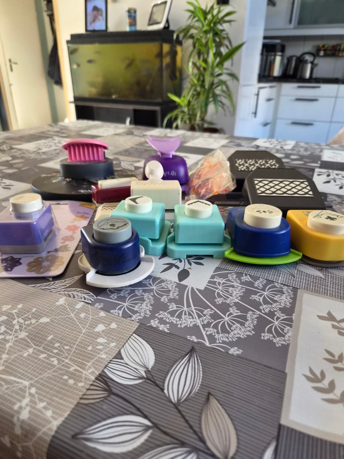 Diverse ponsen voor knutselprojecten, Hobby en Vrije tijd, Knutselen, Ophalen, Gebruikt, Geschikt voor karton, Gereedschap of Toebehoren