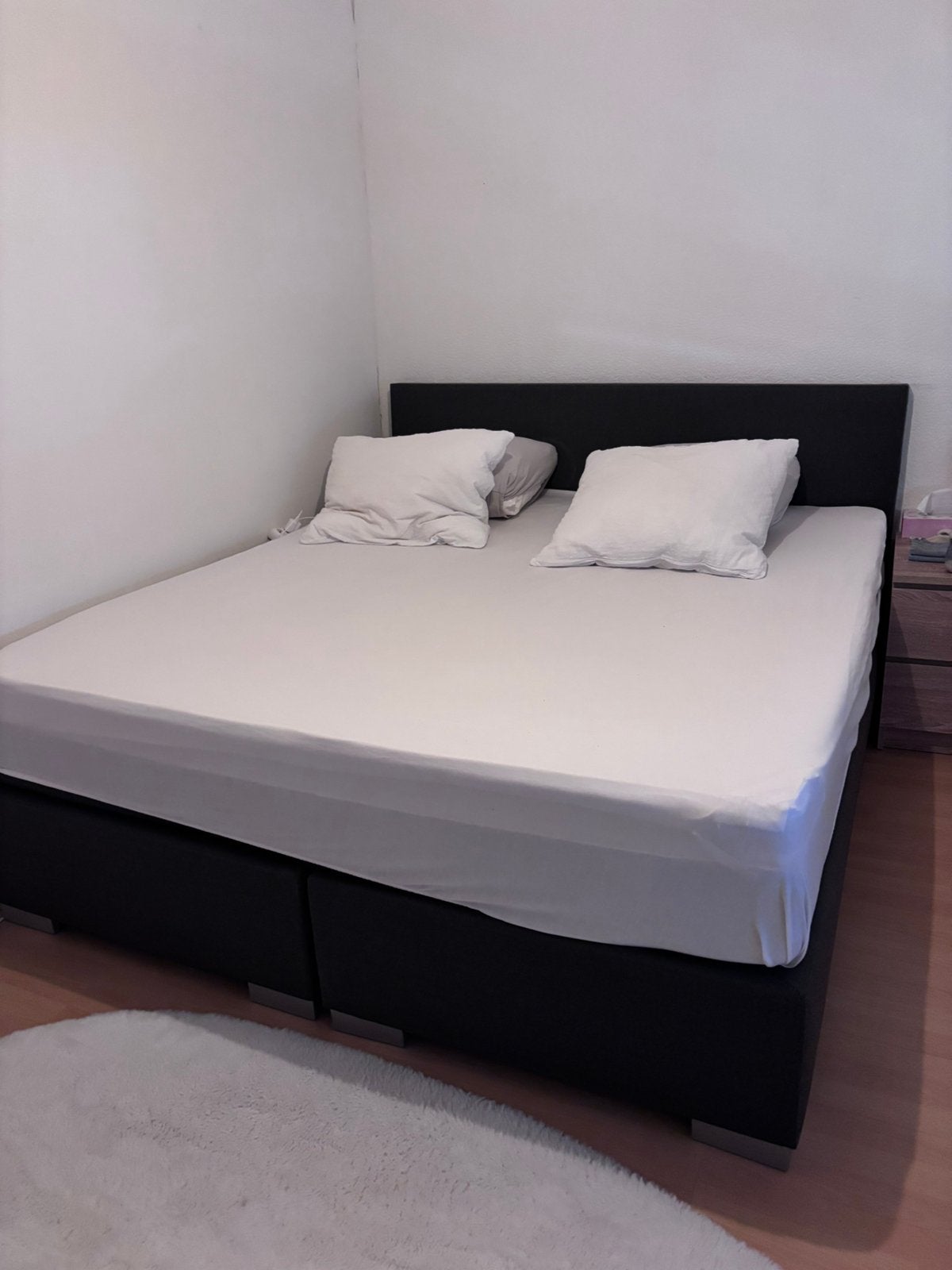Bed met topper, Ophalen, Zo goed als nieuw, Tweepersoons