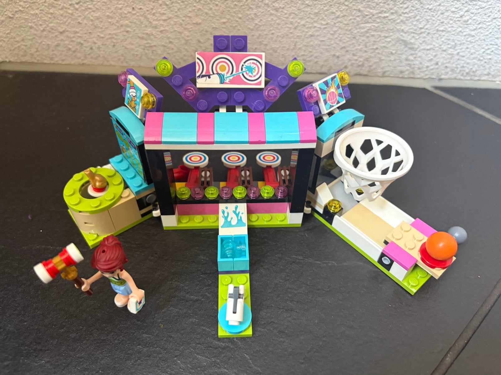Lego Friends Pretpark Spelletjeshal, Ophalen of Verzenden, Zo goed als nieuw