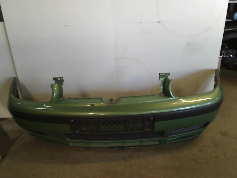 Bumper Voor Volkswagen Golf IV (1J1) (1997-08/2004-05), Auto-onderdelen, Gebruikt, Volkswagen, Volkswagen AG, Kundenbetreuung@volkswagen.de