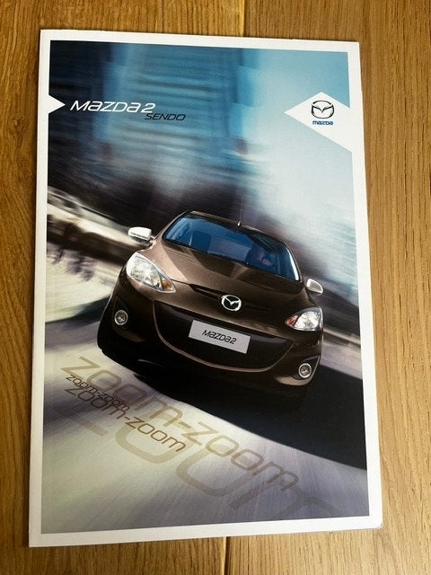 Mazda 2 Sendo autofolder 2014 brochure, Ophalen of Verzenden, Zo goed als nieuw, Mazda