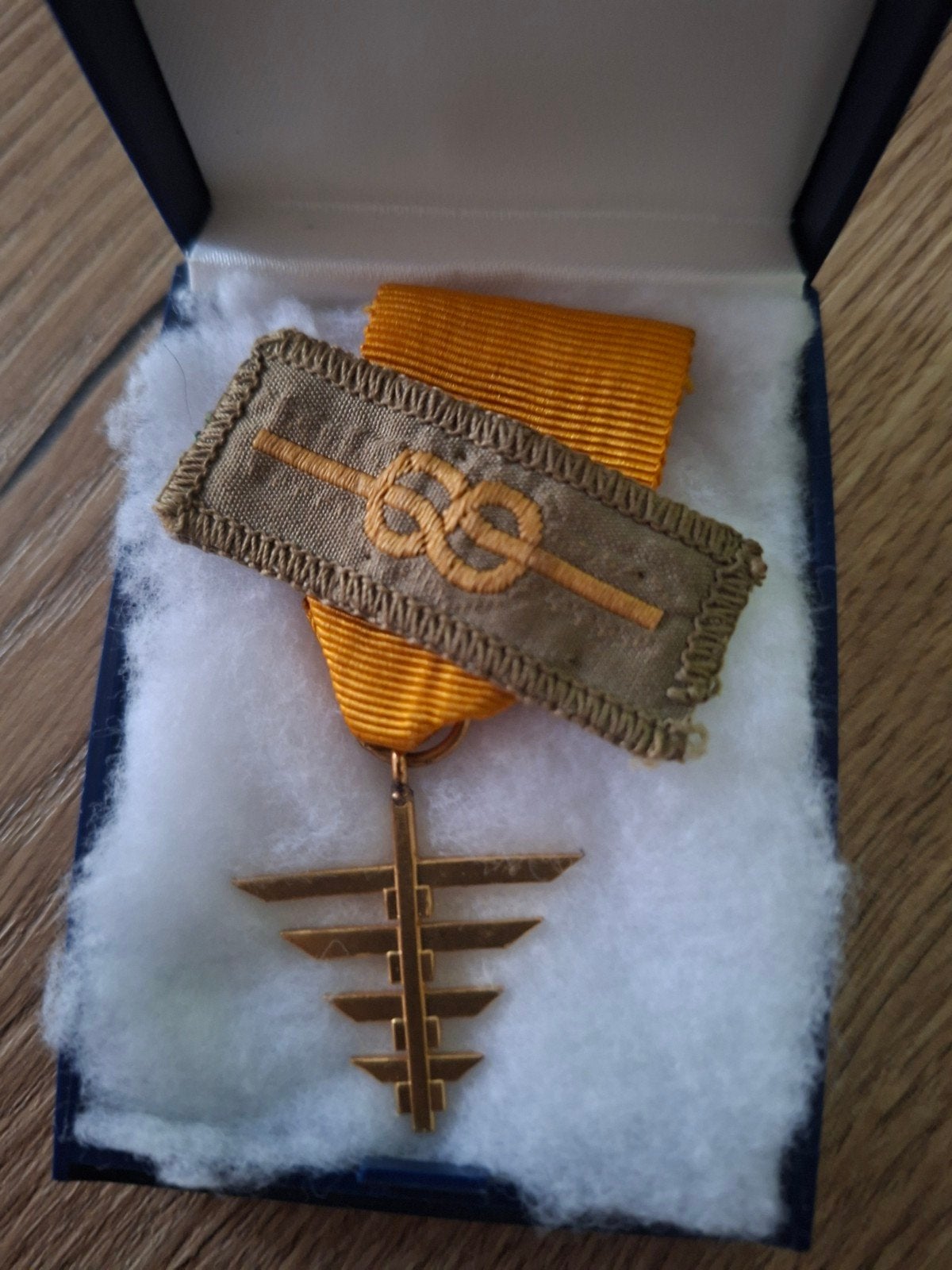 Gouden Jacobsstaf met draaginsigne, Ophalen of Verzenden