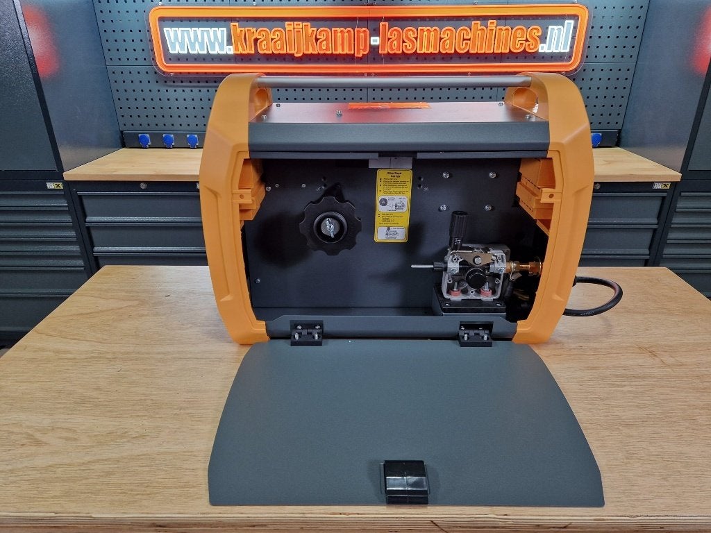 Soldatech ML200HG MIG/MAG 200A synergetisch lasapparaat 230v, Ophalen of Verzenden, Nieuw, 150 tot 250 ampère, Co2
