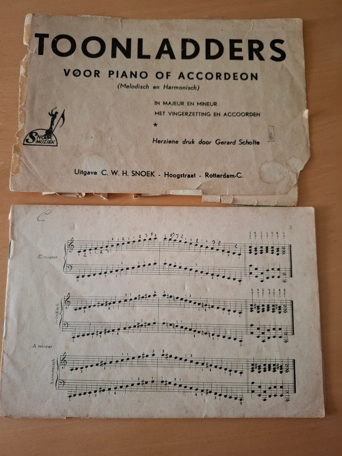 Oud muziekboekje: Toonladders voor Piano of Accordeon, Ophalen of Verzenden, Gebruikt, Les of Cursus, Accordeon