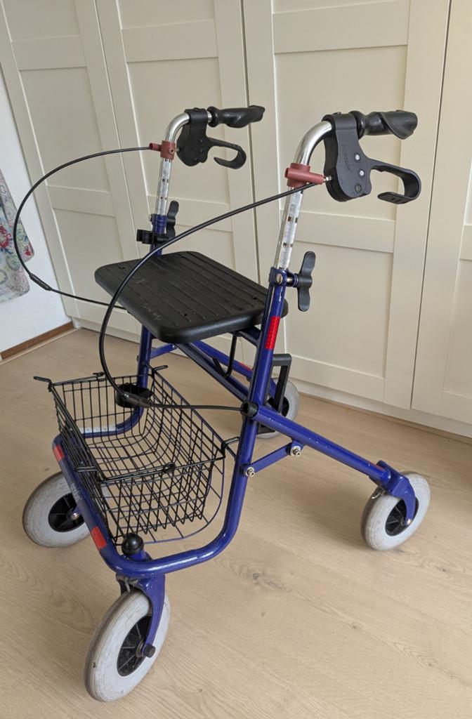 Mooie rollator provo als nieuw, Diversen, Rollators, Ophalen, Zo goed als nieuw