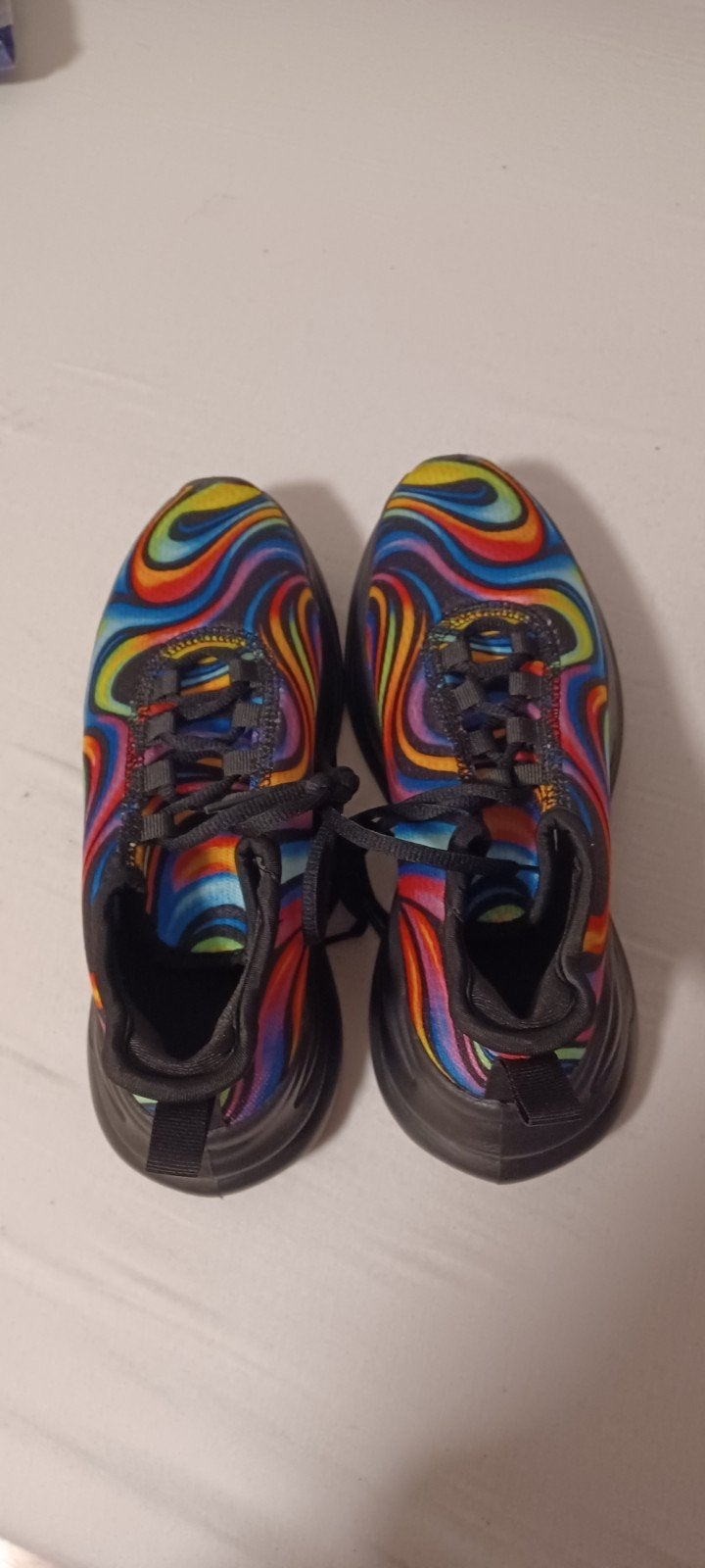 3 paar  Regenboogschoenen Carnaval, Ophalen of Verzenden, Zo goed als nieuw