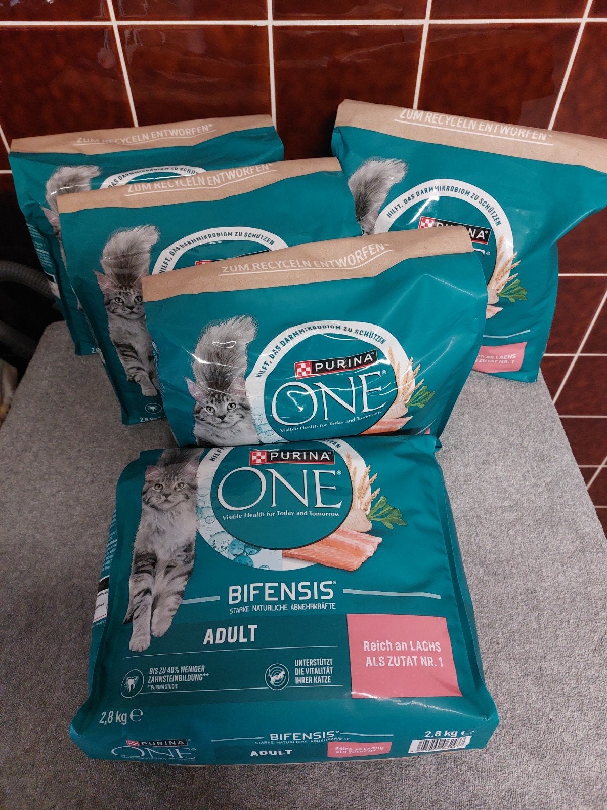Purina One zalm kattenvoer, Dieren en Toebehoren, Verzenden, Kat