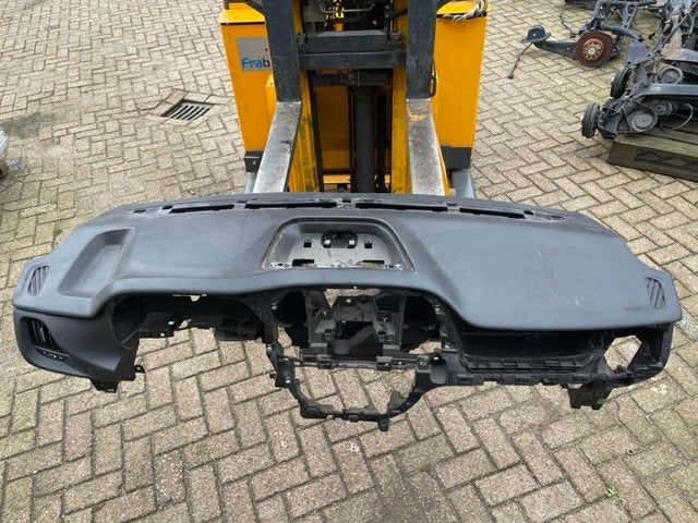 Dashboard Fiat Doblo Cargo (263) (2010-02/2023-12), FCA Germany GmbH, Gebruikt, IPC D1-09 Bahnhofsplatz, Rüsselsheim am Main 65423, , Duitsland