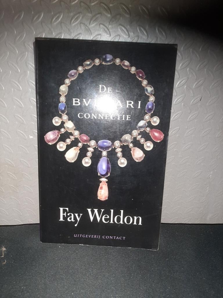 De Bulgari Connectie - Fay Weldon (roman), Ophalen of Verzenden, Gelezen, Fay Weldon, Nederland