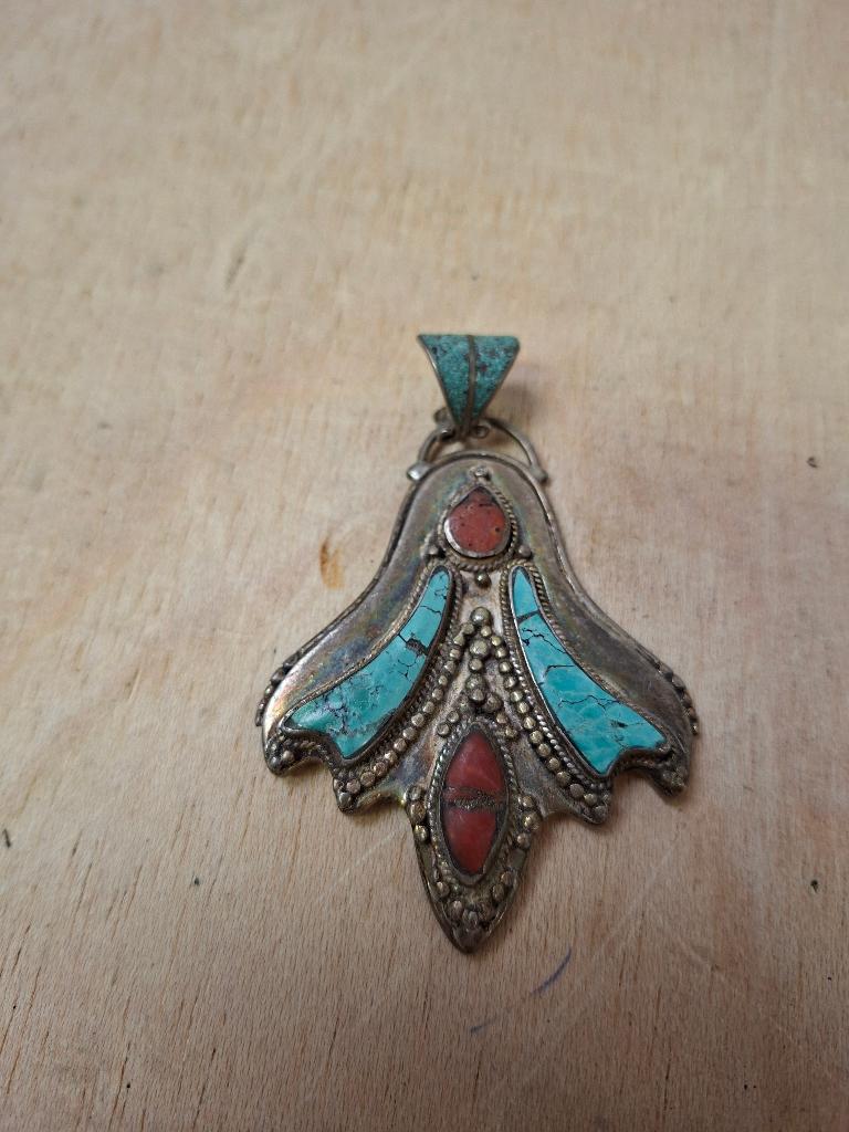 Tibetaanse hanger zilver turkoois koraal, Overige voorstellingen, Ophalen of Verzenden, Zo goed als nieuw, Zilver