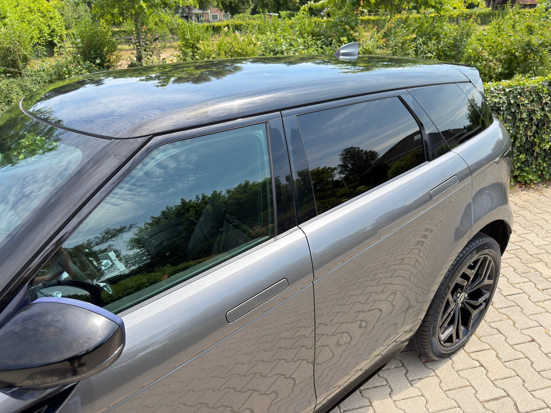 Foto 30 van Land Rover Range Rover Evoque 2.0 P200 AWD R-Dynamic HSE BLA