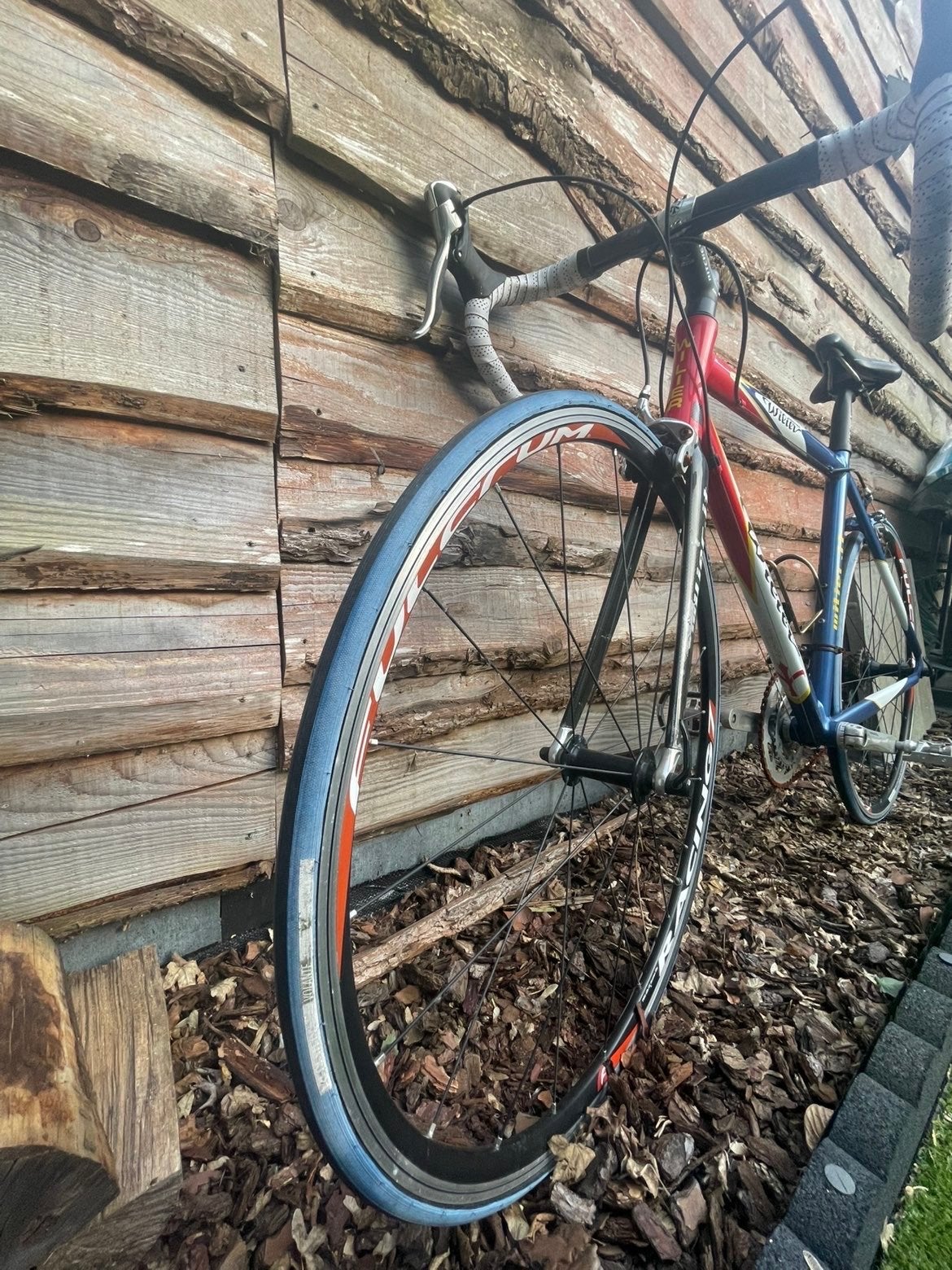 Wilier Triestina racefiets - Team Replica, Fietsen en Brommers, Fietsen | Racefietsen, Overige merken, 28 inch, Gebruikt, Aluminium