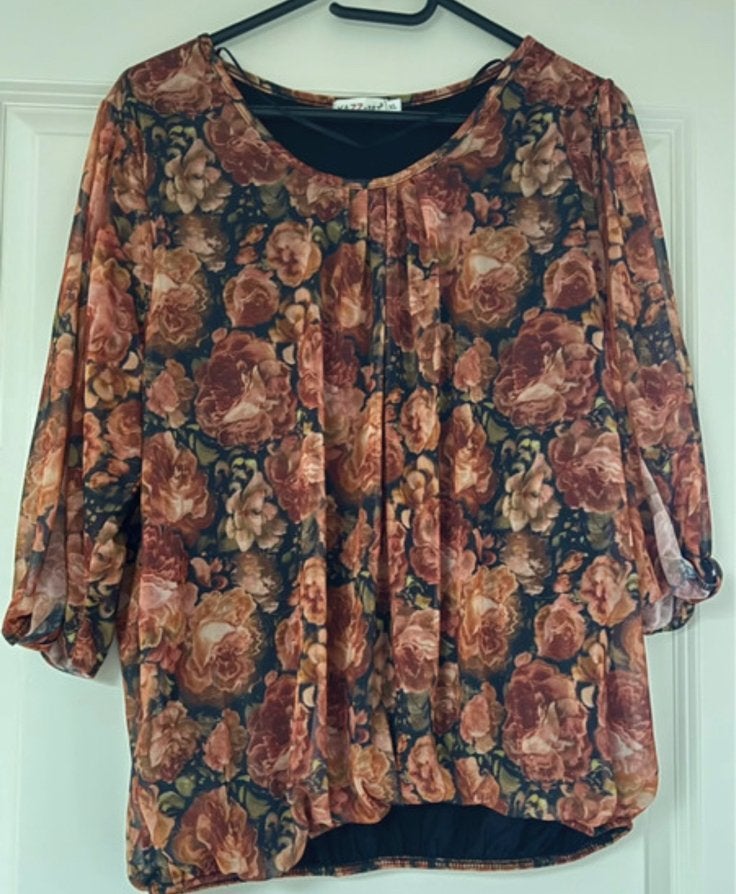 Vintage blouse, Ophalen of Verzenden, Zo goed als nieuw, Maat 46/48 (XL) of groter, Rood