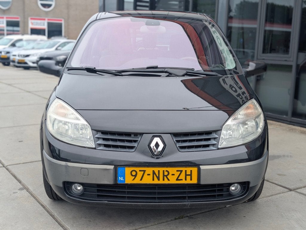 Renault Scénic 2.0-16V Expression Luxe - Automaat - Trekhaa, Auto's, Renault, 1998 cc, 135 pk, Beige, 4 cilinders