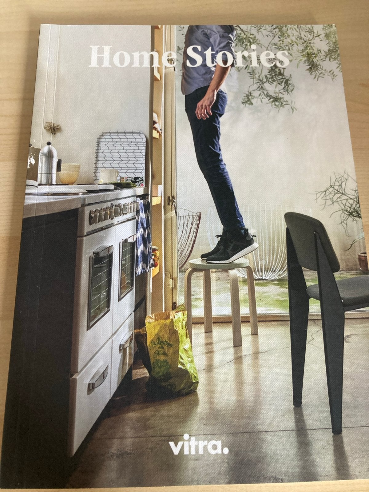 Vitra Home Stories - Inspirerend interieurboek, Boeken, Ophalen of Verzenden, Zo goed als nieuw, Europa overig