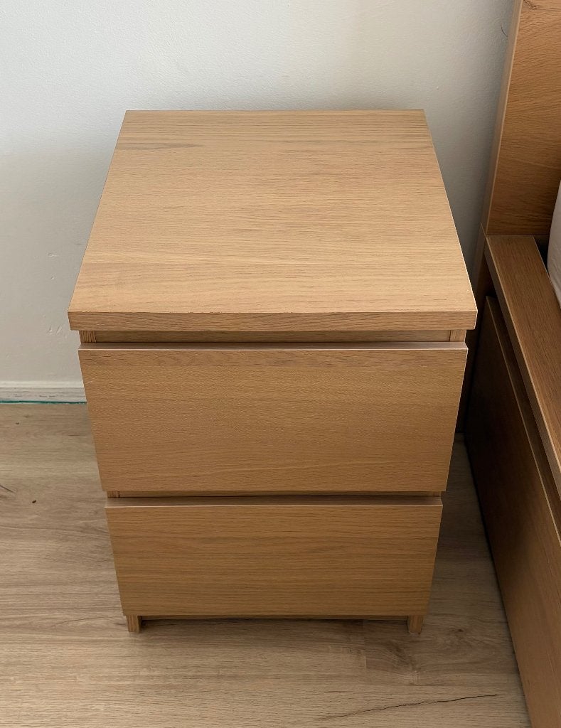 IKEA MALM nachtkastje eikenfineer – 2 lades, Ophalen, Zo goed als nieuw, Minder dan 45 cm, 55 tot 70 cm