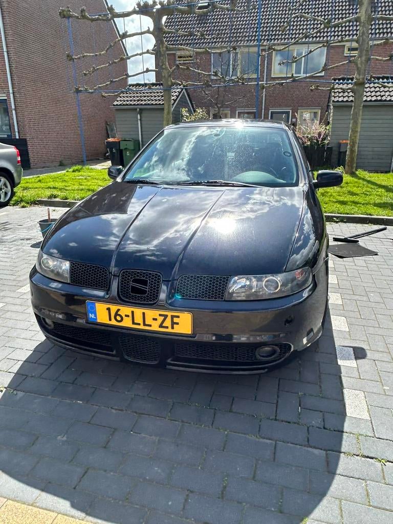Seat Leon 1.8 20VT 132KW 2003 Zwart, Voorwielaandrijving, 4 cilinders, 1264 kg, Zwart