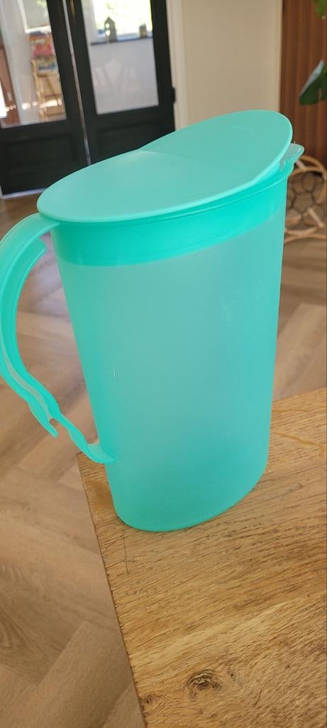 Tupperware sapkan groen zgan 2 liter, Ophalen of Verzenden, Zo goed als nieuw, Groen, Beker of Kan