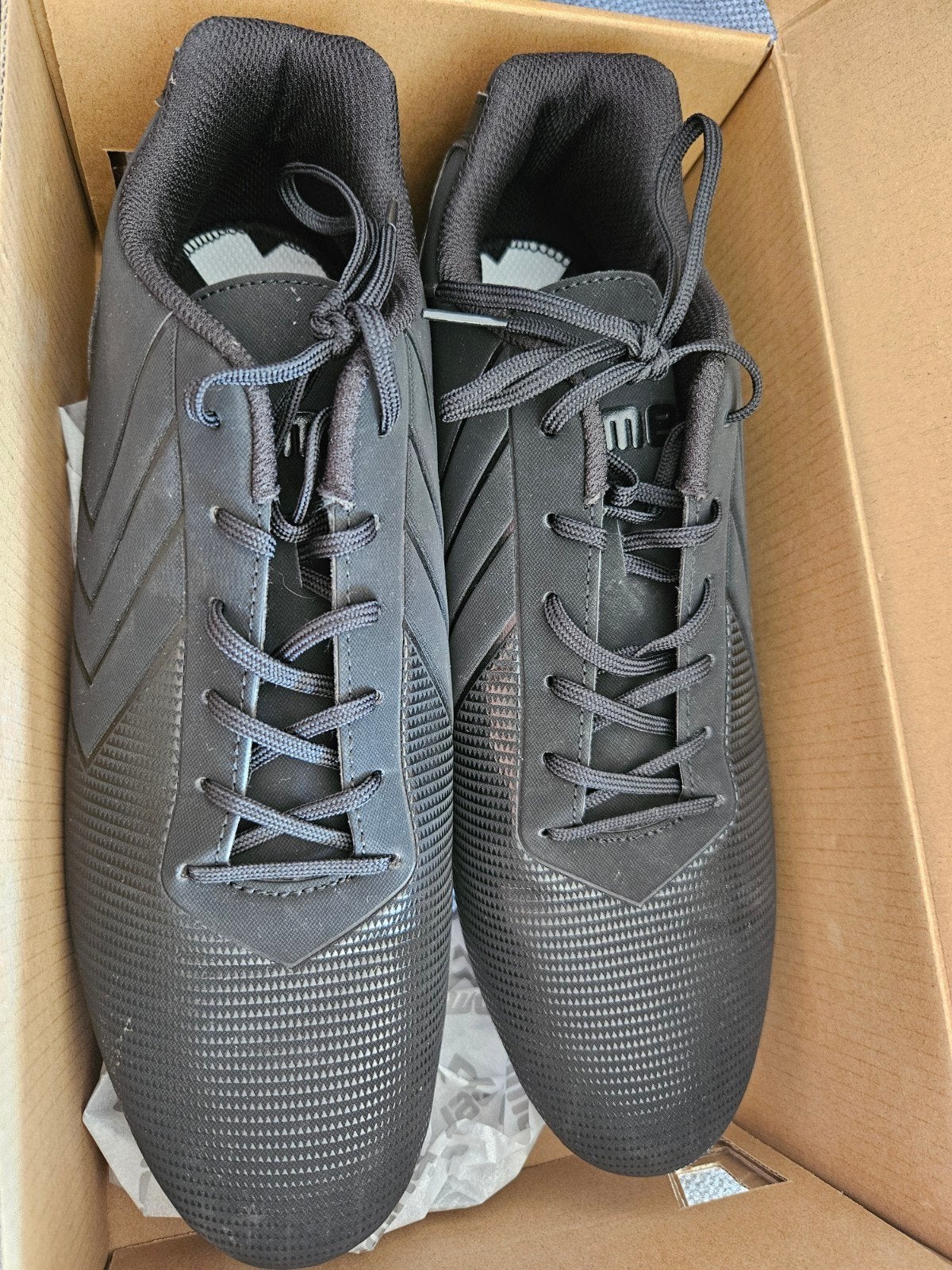 ZGAN Hummel Voetbalschoenen Zwart - Maat 44.5, Ophalen, Zo goed als nieuw, Schoenen