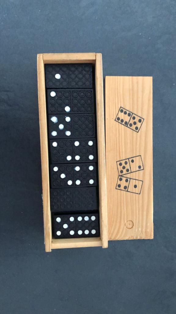 Domino, Drie of vier spelers, Ophalen of Verzenden, Gebruikt