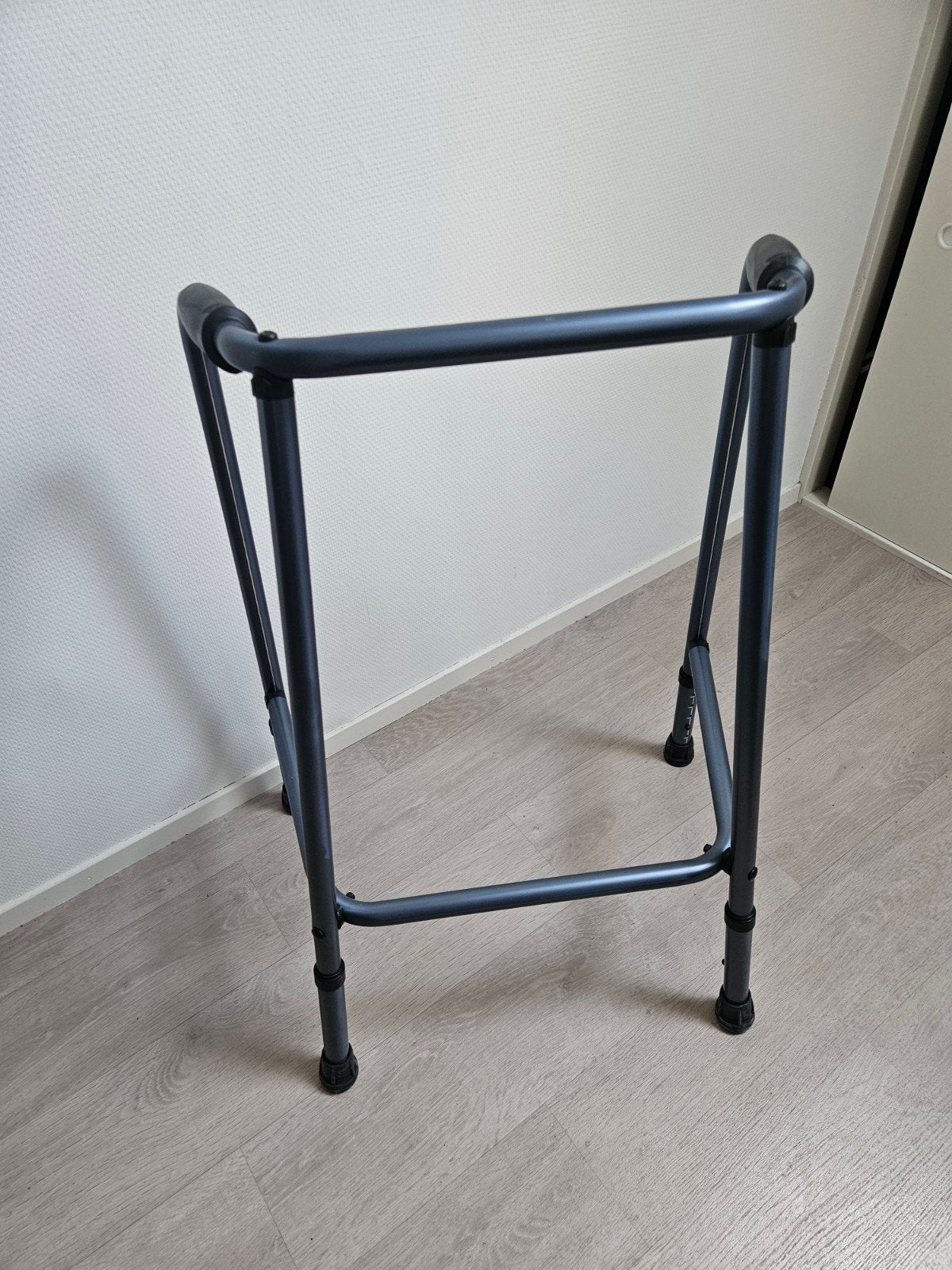 NIEUW! looprek in hoogte verstelbaar, donkerblauw en lichtge, Diversen, Ophalen, In hoogte verstelbaar, Nieuw