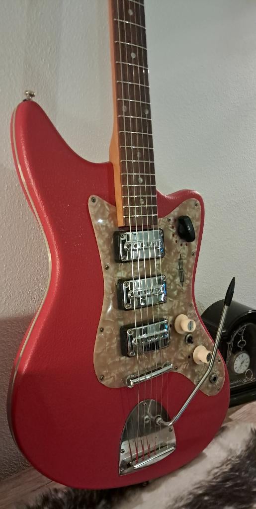 Vintage elektrische Egmond gitaar, geheel origineel uit 1965, Ophalen of Verzenden, Zo goed als nieuw, Solid body, Overige merken