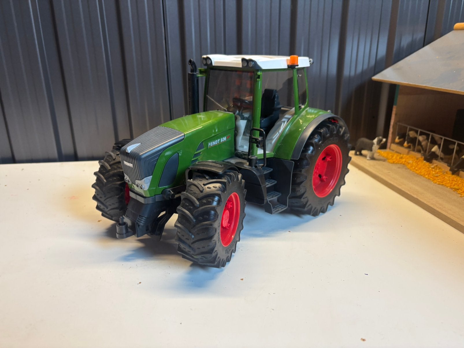 Bruder fendt, Ophalen of Verzenden, Zo goed als nieuw