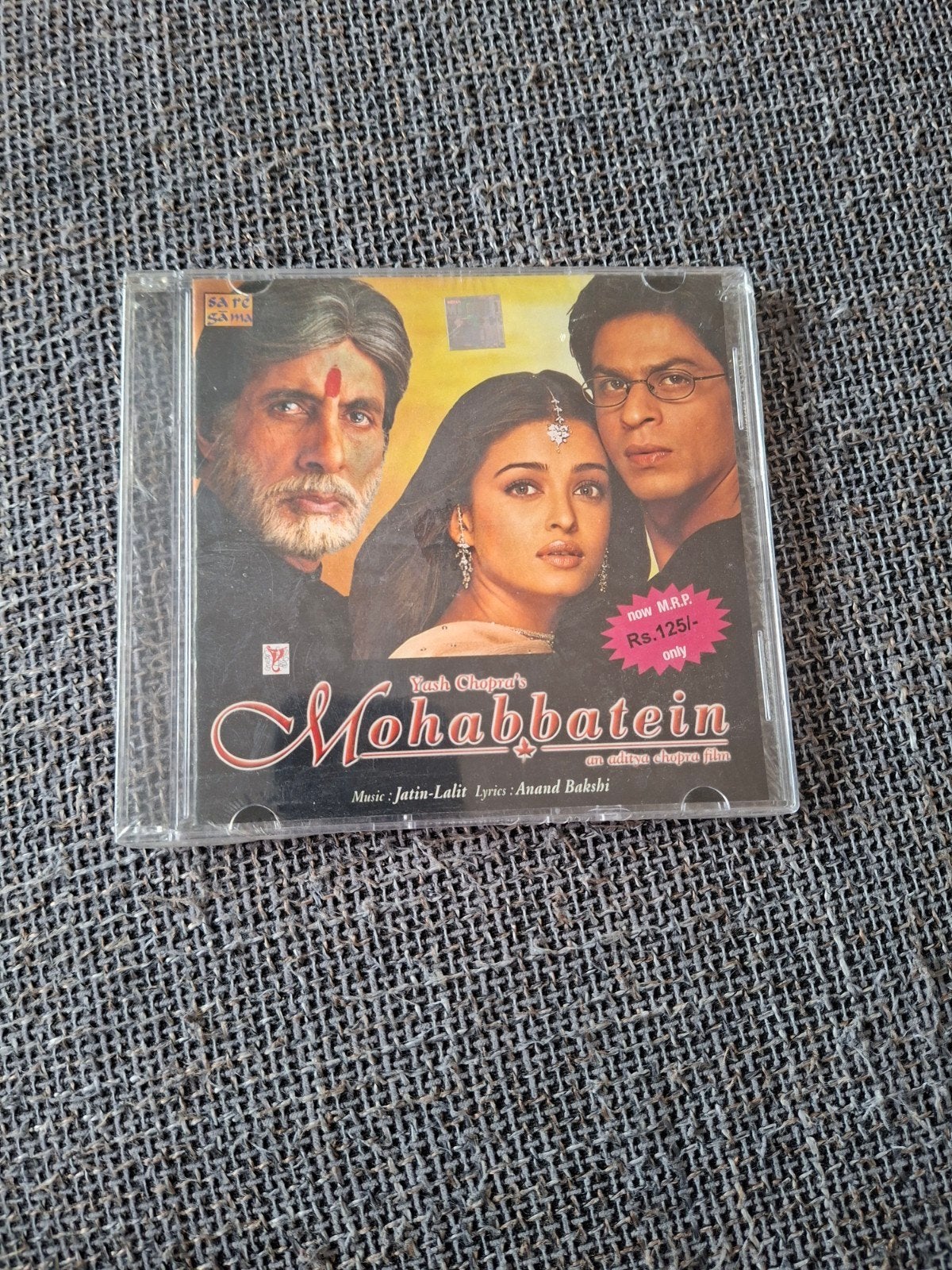 Mohabbatein Soundtrack CD - Bollywood Film Muziek, Bollywood, Ophalen of Verzenden, Gebruikt, Soundtrack