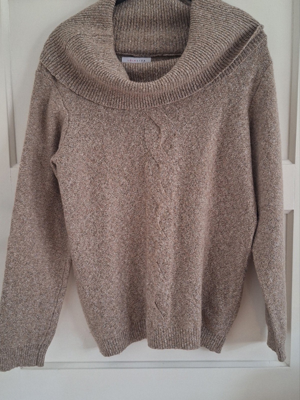 Mooie nieuwe trui van Lola Liza., Verzenden, Beige, Maat 46/48 (XL) of groter, Nieuw