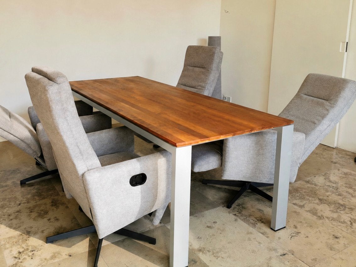 Massief walnoten eettafel (210x90x75cm), Huis en Inrichting, Tafels | Eettafels, Ophalen, 200 cm of meer, 50 tot 100 cm, Zo goed als nieuw