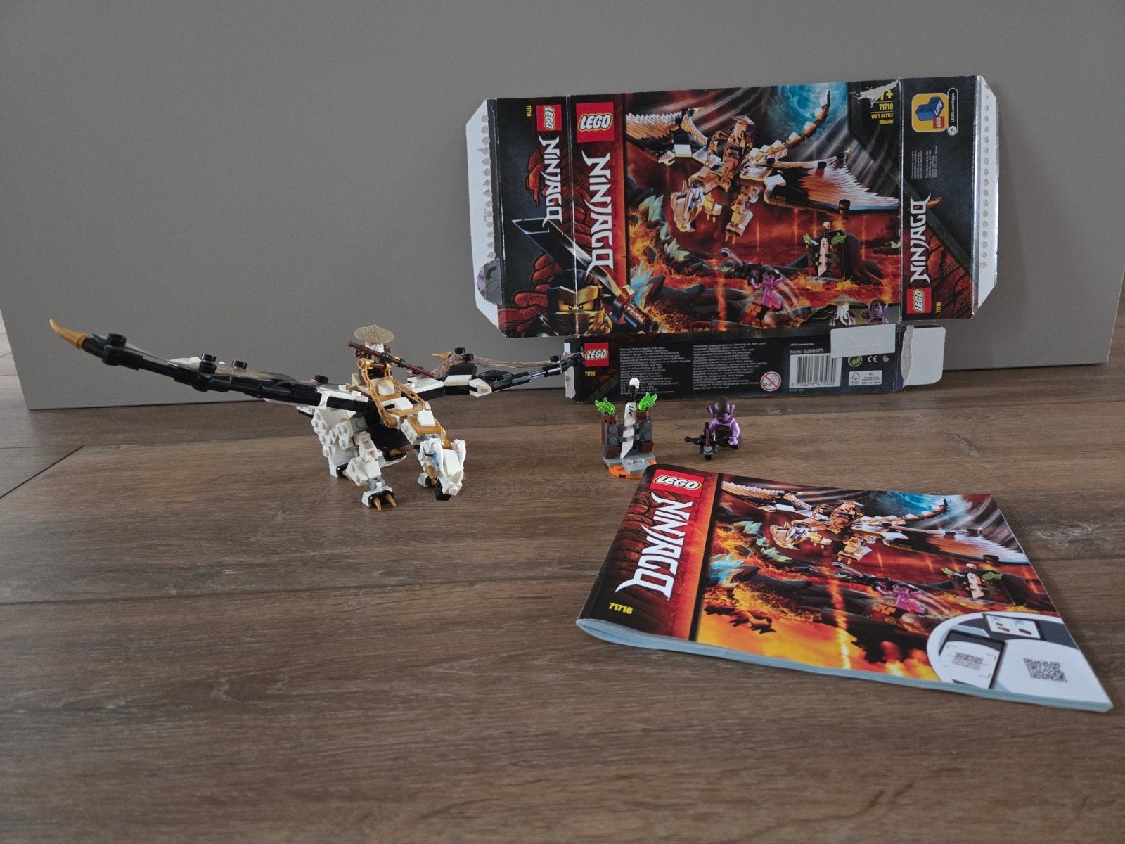 Lego Ninjago 71718: Mechs Draak van Wu - Compleet