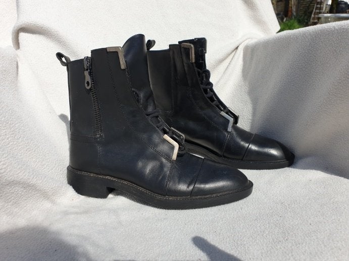 Stoere laarzen met studs mt 6(37) merk River Island, ., Zwart, Lage of Enkellaarzen, Ophalen of Verzenden
